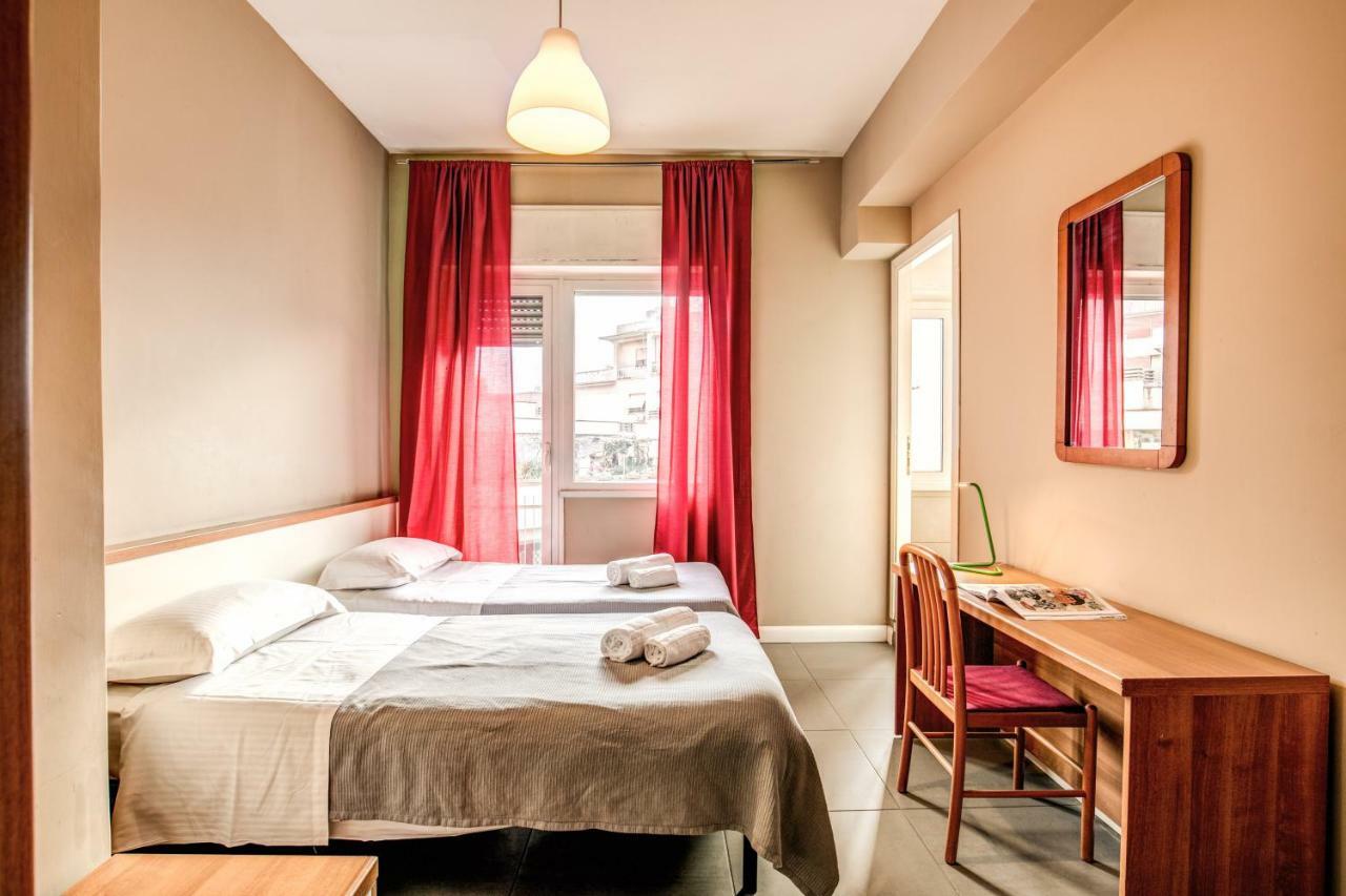 Apartment Tuscolano 6 Bedroom 6 Bathroom *